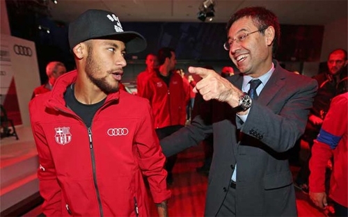 neymar-vi-chu-tich-barca-nhu-ga-he