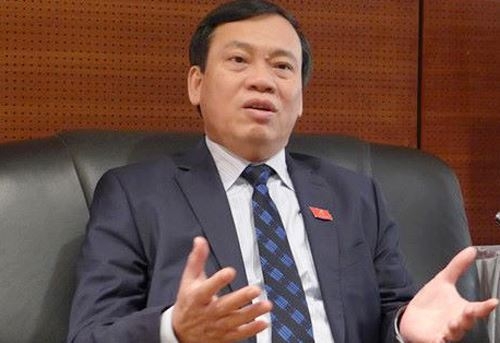 ong-vu-trong-kim-anh-nay-chong-tham-nhung-thi-anh-kia-chong-lung