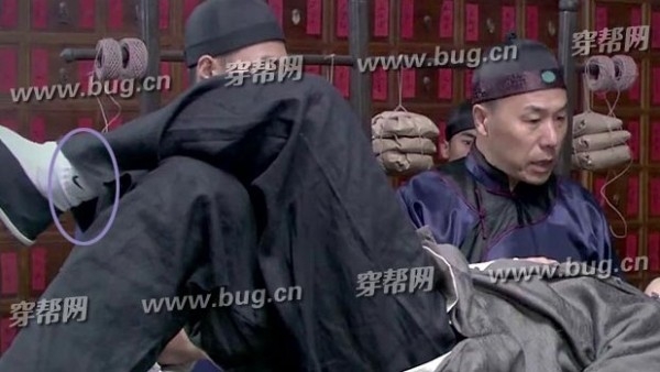 soi nhung loi ngo ngan trong phim co trang trung quoc hinh anh 6