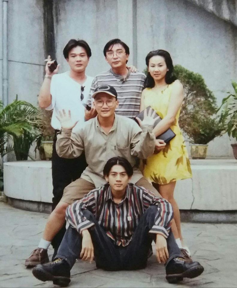 lam chi khanh he lo moi tinh voi ung hoang phuc va nhung buc anh hiem hinh anh 4
