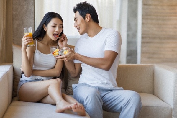 Chỉ 2 tháng trong khi tôi đi công tác, người yêu đã vội vã lên xe hoa với người khác - Ảnh 1.