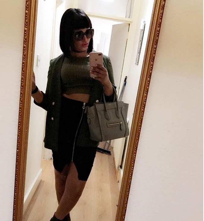 ve sexy, nong bong cua co gai rao ban trinh gia 450 trieu hinh anh 3