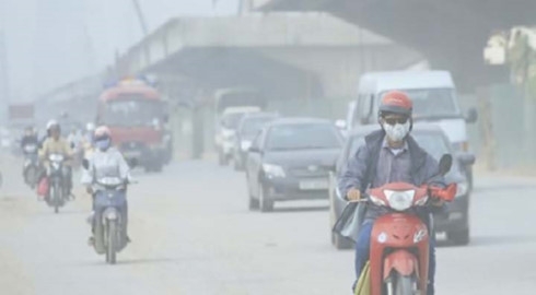 nguoi dan ha noi dang phai hit tho khong khi ban den co nao hinh 1