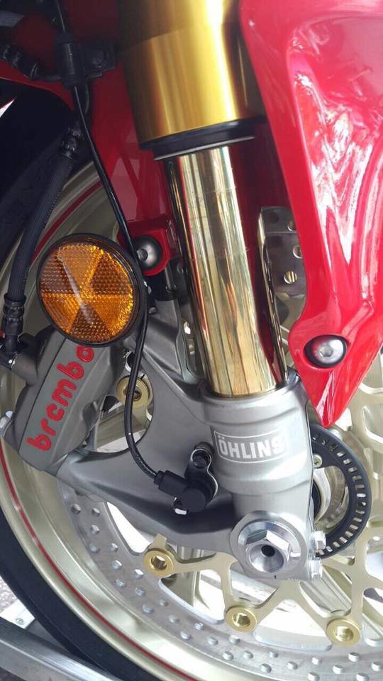 Siêu mô tô chỉ sản xuất đúng 500 chiếc Honda CBR1000RR SP2 2017 cập bến Việt Nam - Ảnh 2.