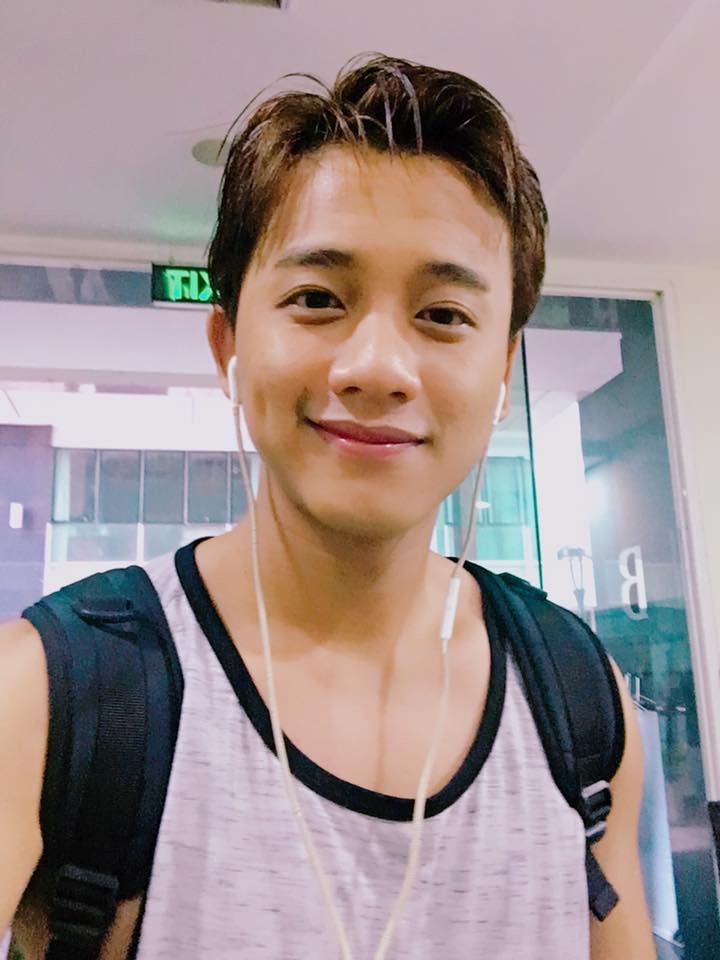 Thay giao dien trai trong MV 'Em gai mua' cua Huong Tram la ai? hinh anh 6