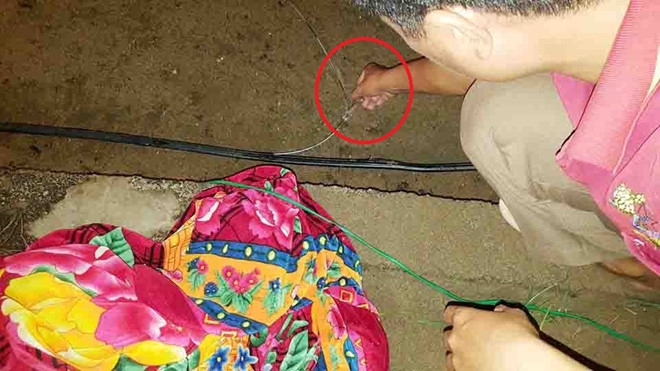 Be trai 4 tuoi tu vong nghi bi dien giat hinh anh 2