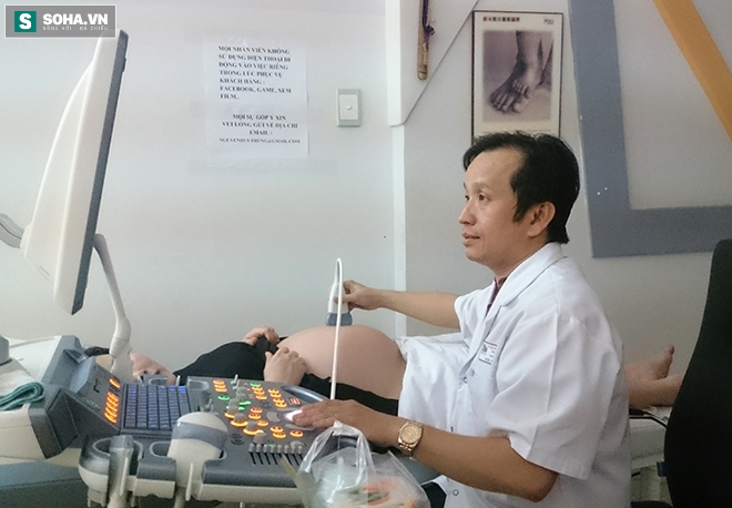 Chọn giờ đẹp sinh mổ: Bác sĩ sản khoa chia sẻ nhiều câu chuyện đau lòng - Ảnh 1.