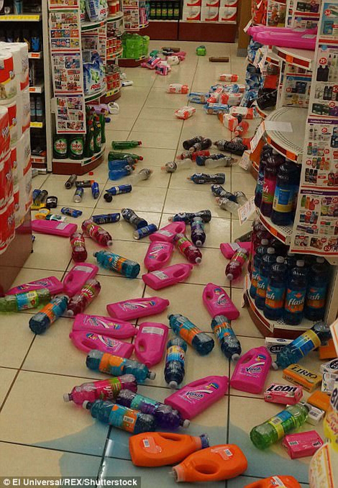 Số người thiệt mạng trong trận động đất 8,1 độ richter gần Mexico tăng mạnh, nhiều ngôi nhà bị phá hủy - Ảnh 3.