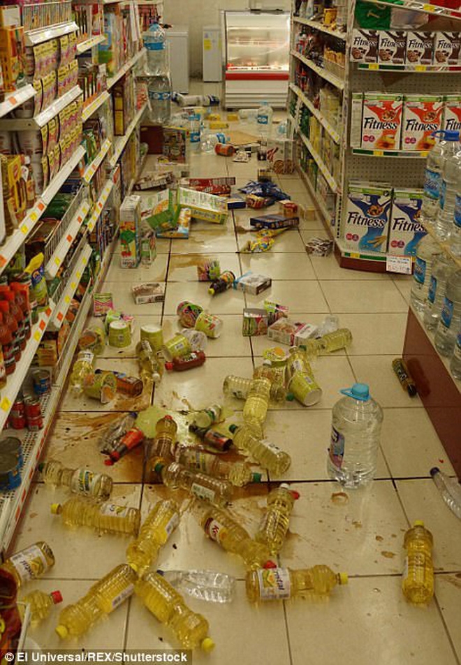 Số người thiệt mạng trong trận động đất 8,1 độ richter gần Mexico tăng mạnh, nhiều ngôi nhà bị phá hủy - Ảnh 3.