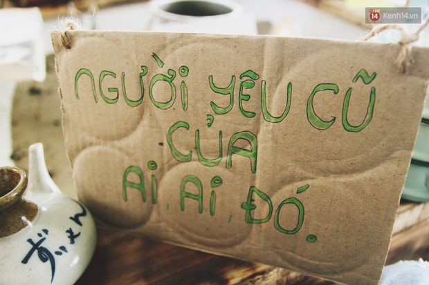 Phiên chợ người yêu cũ đặc biệt giữa lòng Hà Nội: Nơi thanh lý những kỷ vật tình yêu thời còn mặn nồng - Ảnh 8. Phiên chợ người yêu cũ đặc biệt giữa lòng Hà Nội: Nơi thanh lý những kỷ vật tình yêu thời còn mặn nồng - Ảnh 8.