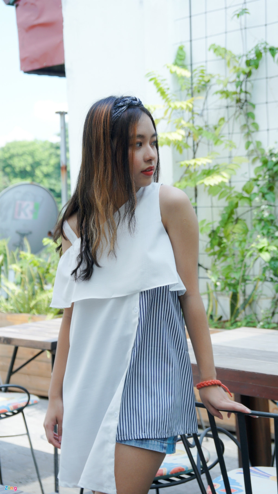 9X xinh dep dong MV cung My Tam, gioi 2 ngoai ngu, rat thich choi game hinh anh 15