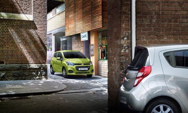 Chevrolet Spark 2018 chính thức ra mắt Việt Nam, giá từ 299 triệu Đồng - Ảnh 1.
