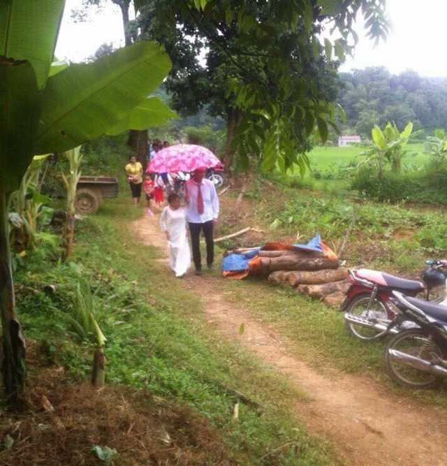 dam cuoi cua chu re lang son va co dau thap coi suy dinh duong 