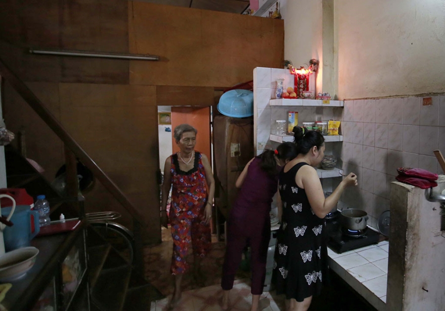 Lương công chức có đủ sống? - ảnh 5