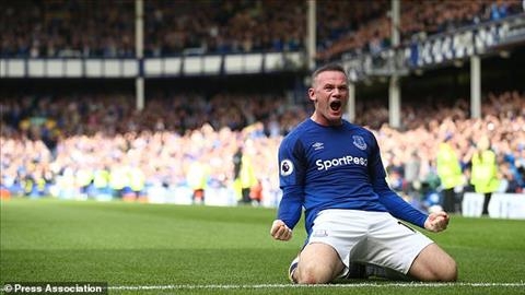 Mata Cam giac kho ta khi thay Rooney trong mau ao khac hinh anh