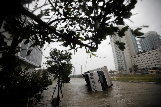Theo ABC News, ít nhất 9 người đã thiệt mạng sau khi siêu bão Irma càn quét các bang Florida, Georgia và Nam Carolina trong những ngày vừa qua.