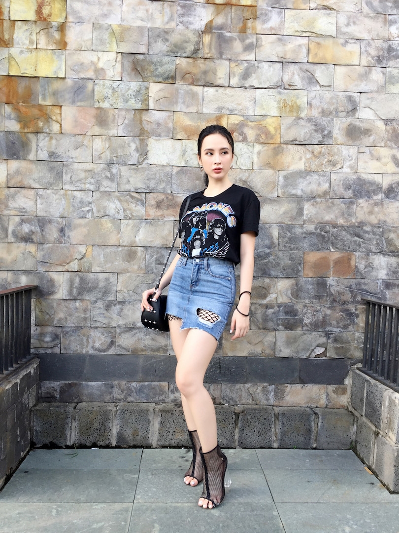 Thoi trang bien hoa cua Angela Phuong Trinh trong 'Glee' hinh anh 8
