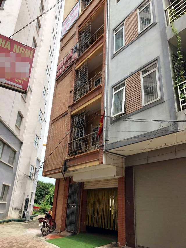 Nhà nghỉ nơi phát hiện 3 mẹ con chị N. tử vong.