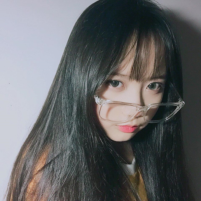 Nu sinh Sai Gon bat ngo vi anh chup sau lung duoc chia se tren mang hinh anh 2