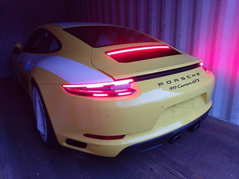 porsche-911-gts-2017-gia-hon-8-ty-dau-tien-ve-viet-nam-2