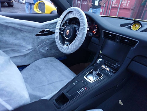 porsche-911-gts-2017-gia-hon-8-ty-dau-tien-ve-viet-nam-5