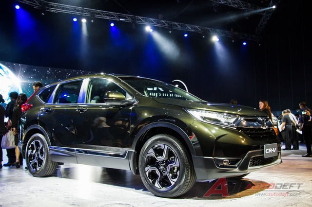 Hậu giảm giá, lộ tin Honda CR-V bản 7 chỗ về Việt Nam vào tháng 11/2017 - Ảnh 2.