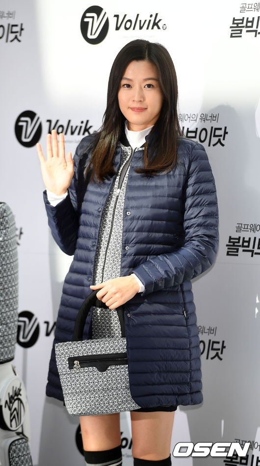 mo-chanh-jeon-ji-hyun-be-bung-bau-7-thang-di-su-kien-6
