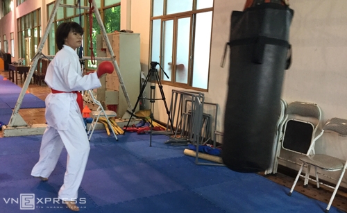nguyen-thi-ngoan-tu-phim-kiem-hiep-den-chuc-vo-dich-karate-the-gioi-1