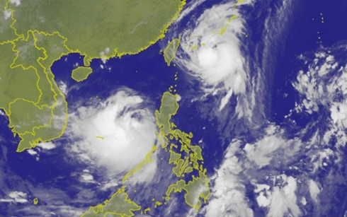 trung quoc dua canh bao cao nhat doi voi 2 bao talim va doksuri hinh 1