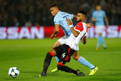trung-ve-toa-sang-man-city-de-bep-feyenoord-1