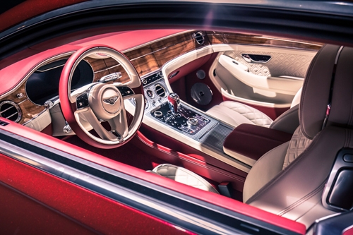 bentley-ha-noi-nhan-dat-continental-gt-moi-1