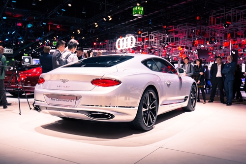 bentley-ha-noi-nhan-dat-continental-gt-moi-2