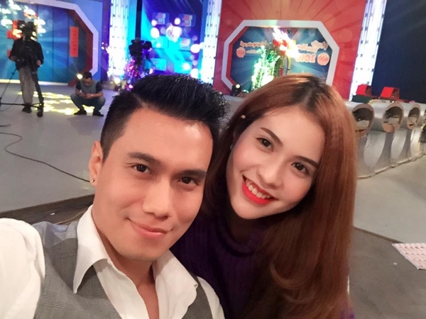 khong hen ma gap, day la phan ung cua xuan bac va viet anh khi vo len mang dau to - 5
