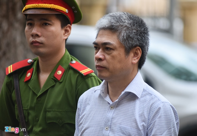Luat su de nghi dung toa de dieu tra them vu an Ha Van Tham hinh anh 2