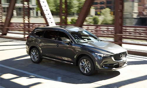 CX-8 trang bị động cơ diesel 2,2 lít SkyActiv-D