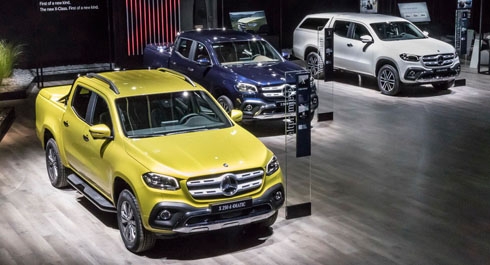 sep-bmw-che-tham-te-xe-ban-tai-cua-mercedes