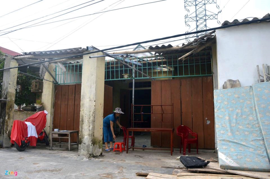 Nguoi dan Quang Binh co vot vat tai san con sot lai sau bao so 10 hinh anh 8