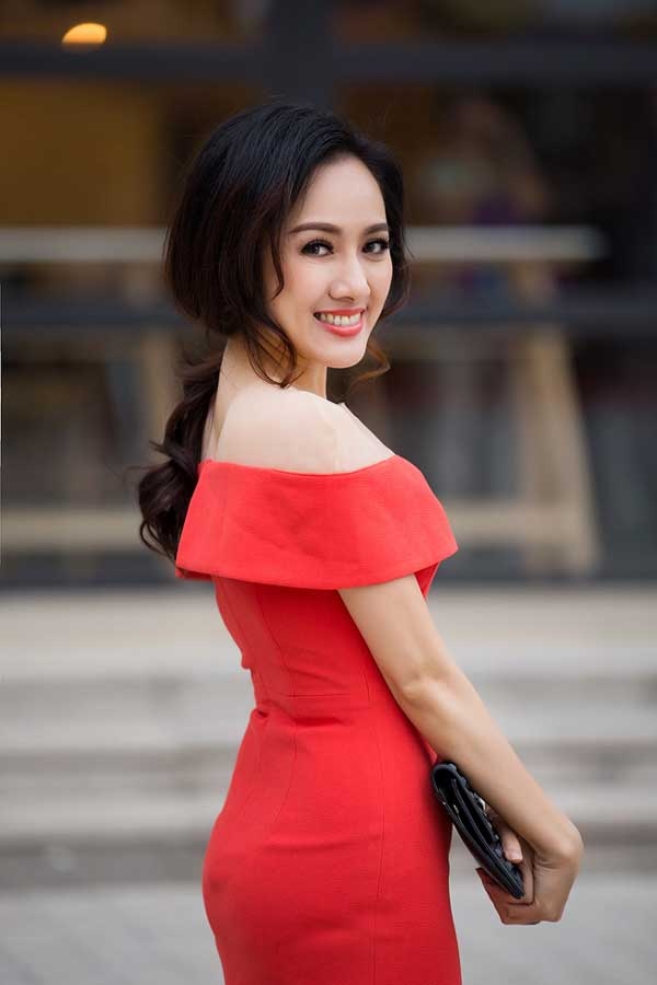 BTV Thu Hà, BTV Khánh Trang, BTV Hoài Anh