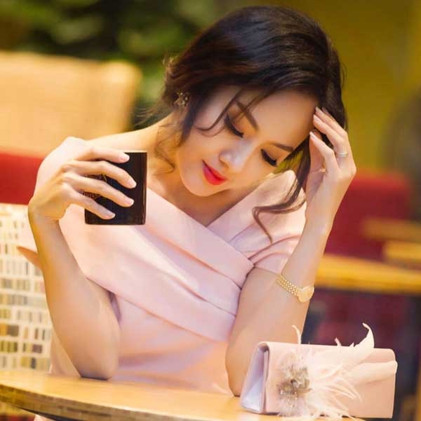 BTV Thu Hà, BTV Khánh Trang, BTV Hoài Anh