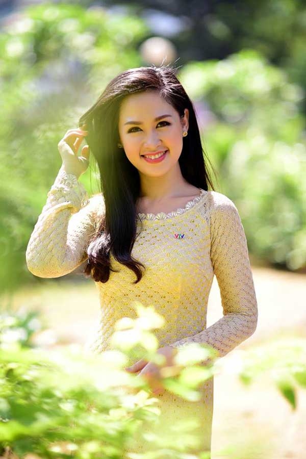 BTV Thu Hà, BTV Khánh Trang, BTV Hoài Anh