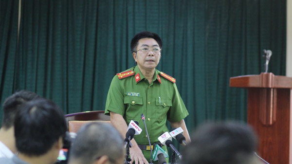 nhieu nguoi than da giup do tu tu nguyen van tinh bo tron hinh anh 1