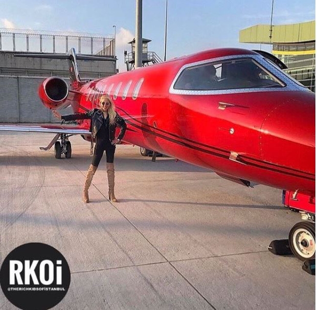 Các tiểu thư, công tử giàu có Thổ Nhĩ Kỳ phô bày cuộc sống giàu có trên Instagram khiến người xem choáng ngợp - Ảnh 2.