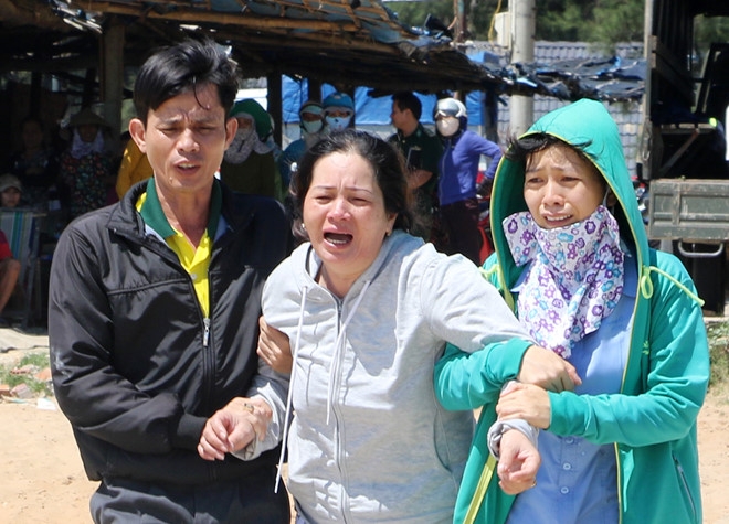 Giam doc Ban quan ly cang ca Quang Ngai mat tich tren bien hinh anh 1
