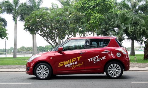 cach-dinh-gia-oto-tren-may-cua-suzuki-tai-viet-nam