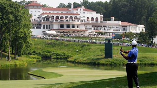giai-pga-cua-tiger-woods-bi-dung-hop-dong-vi-khong-co-tai-tro-1
