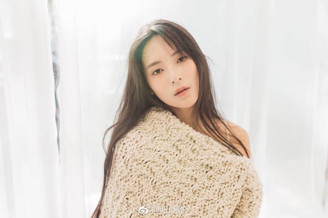Tuy còn rất trẻ nhưng Trương Hiểu Duy đã sở hữu cho mình một vài bộ phim điện ảnh và truyền hình nhỏ, từ đó có một lượng người hâm mộ nhất định. Năm 2016 cô đóng vai nữ chính trong bộ phim hài kinh dị Suy quỷ nhớ.