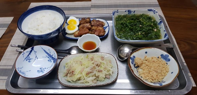 Bà mẹ chồng quốc dân ngày nấu đủ 3 bữa, mỗi bữa một thực đơn ngon lành đẹp mắt cho con dâu ở cữ - Ảnh 16.