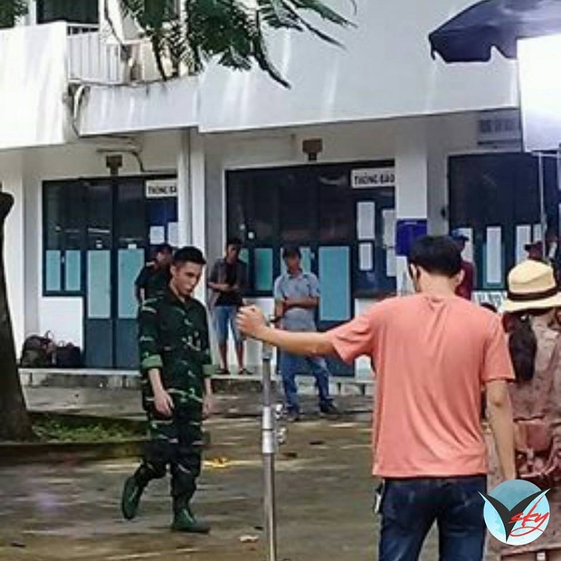 Hình ảnh điển trai cực ngầu của anh lính Sơn Tùng M-TP đang hot rần rần đây này! - Ảnh 6.
