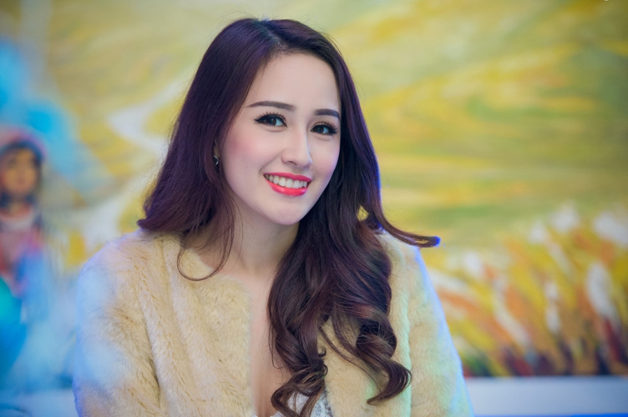 Mai Phương Thúy, Hoa hậu, làng sao
