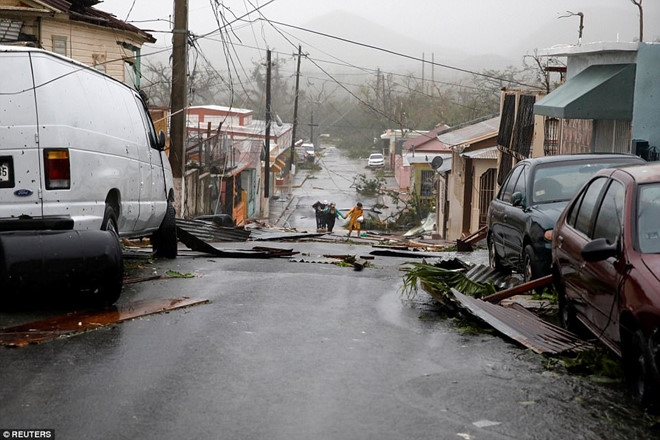 Toan dao Puerto Rico chim trong bong toi vi sieu bao Maria hinh anh 1